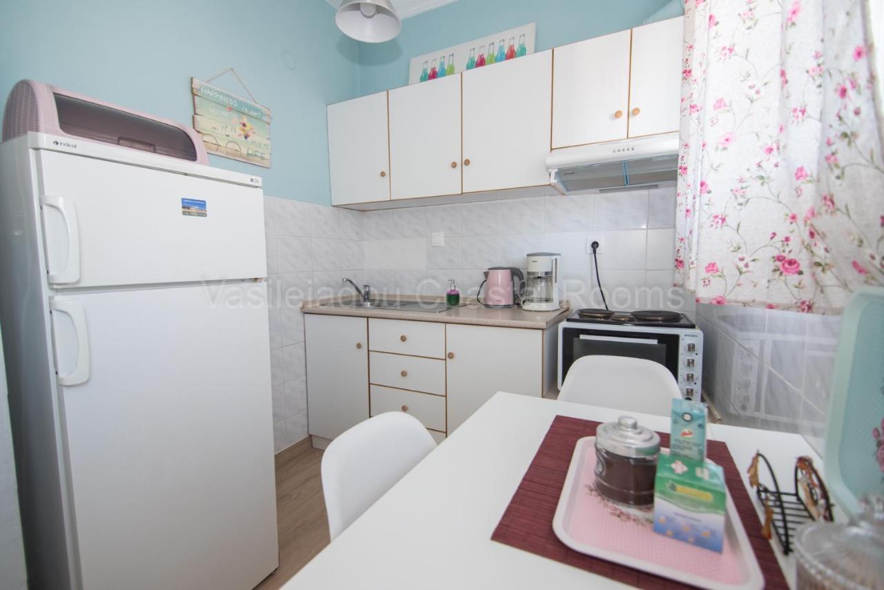 Vasileiadou Coastal Rooms Flogita Exterior foto